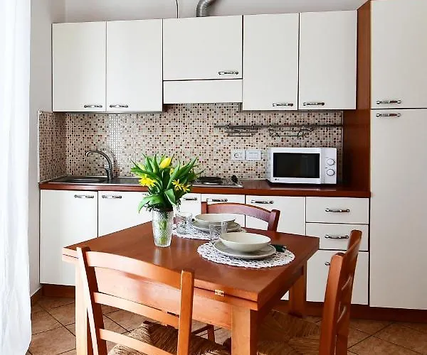 מלון דירות Marlin 2*